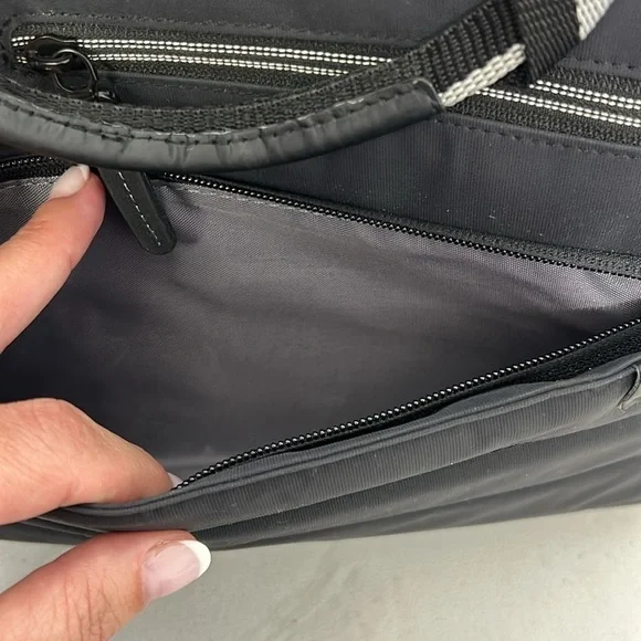 Targus Computer Bag - Picture 4 of 13